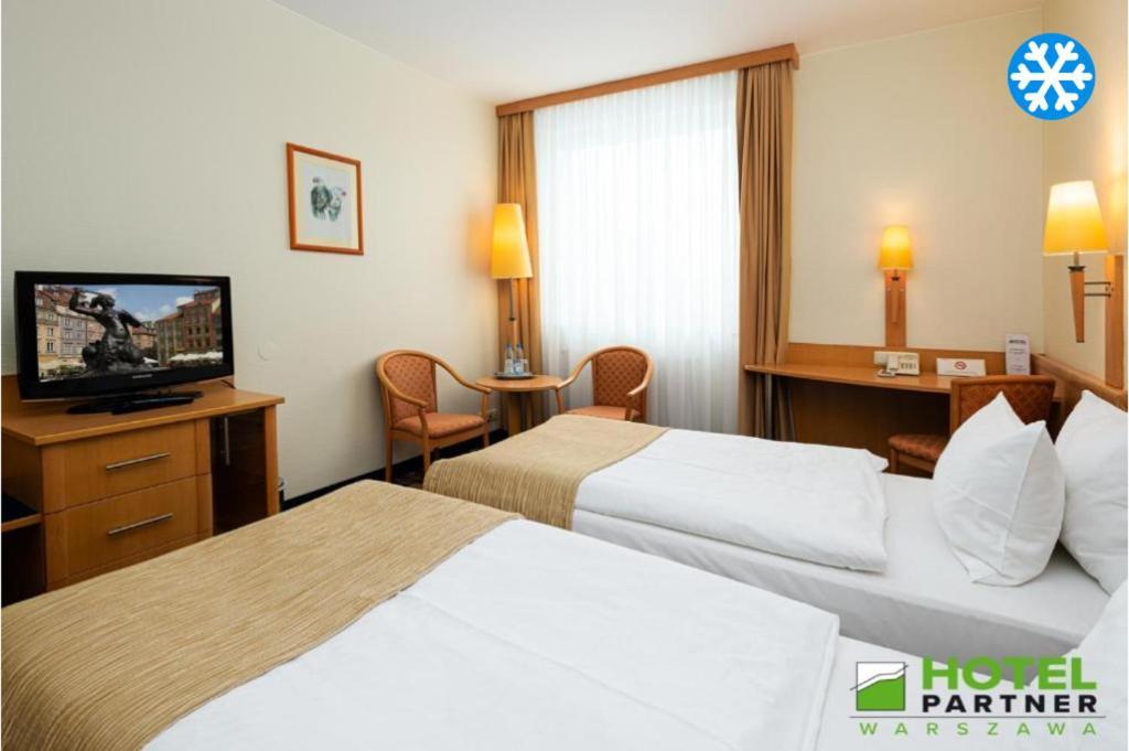 Hotel Partner Warschau Buitenkant foto