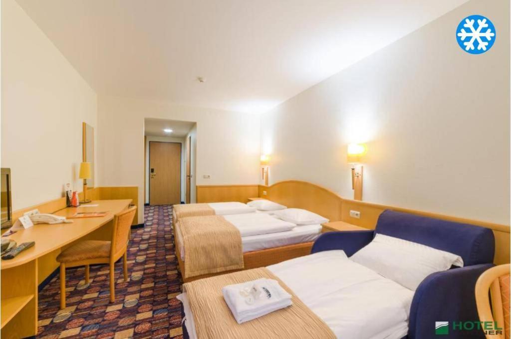 Hotel Partner Warschau Buitenkant foto