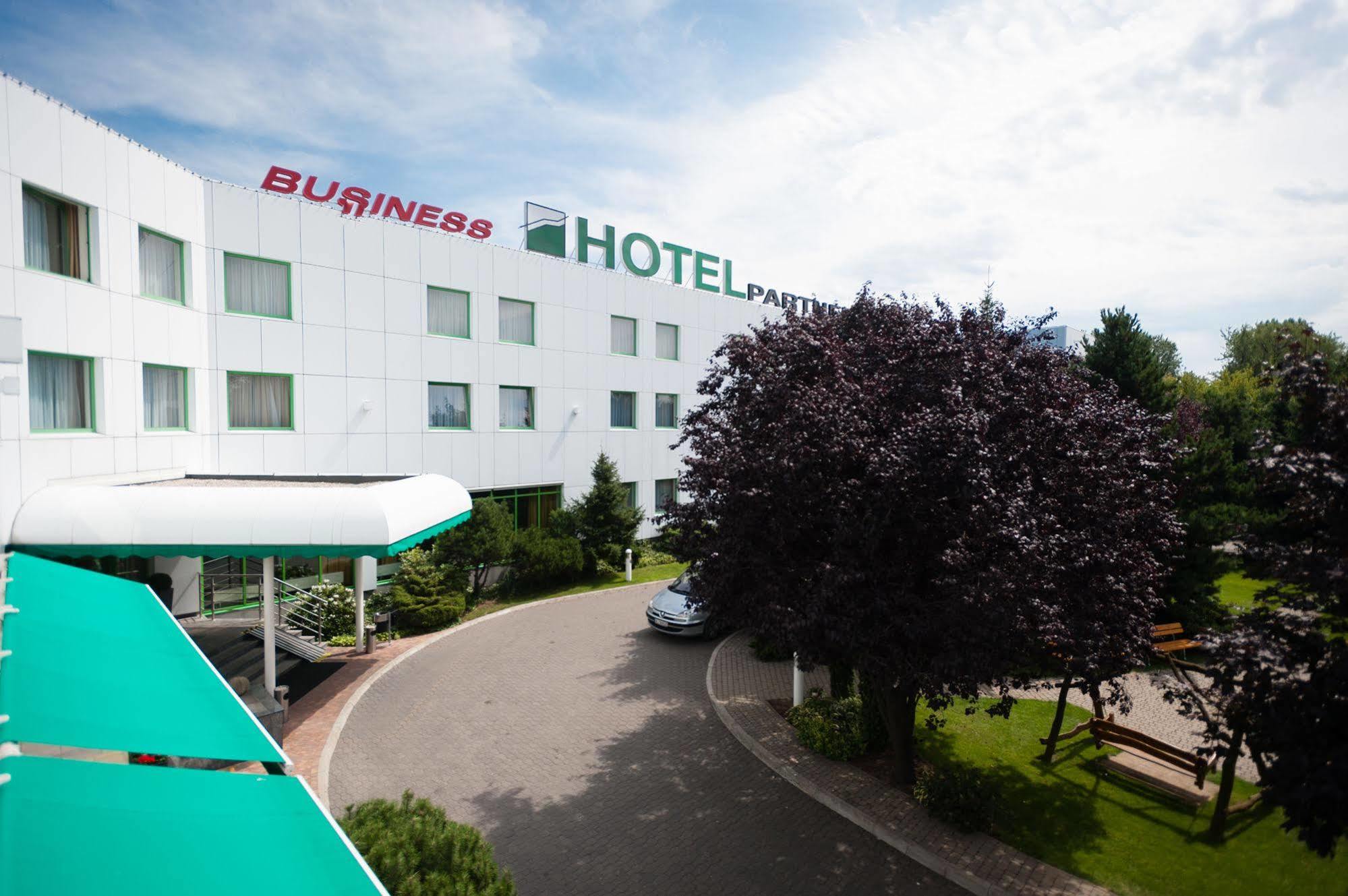 Hotel Partner Warschau Buitenkant foto