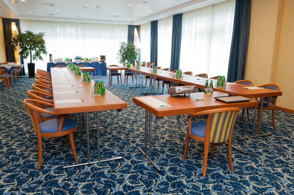 Hotel Partner Warschau Buitenkant foto